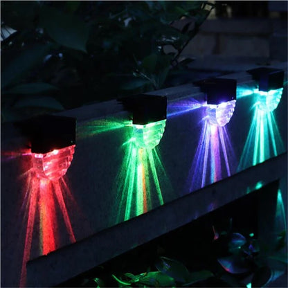 Set 2 x Lampa Solara RGB pentru Gard si Perete – Iluminare Multicolora Exterior, Rezistente la Apa, Montaj Fara Cablu